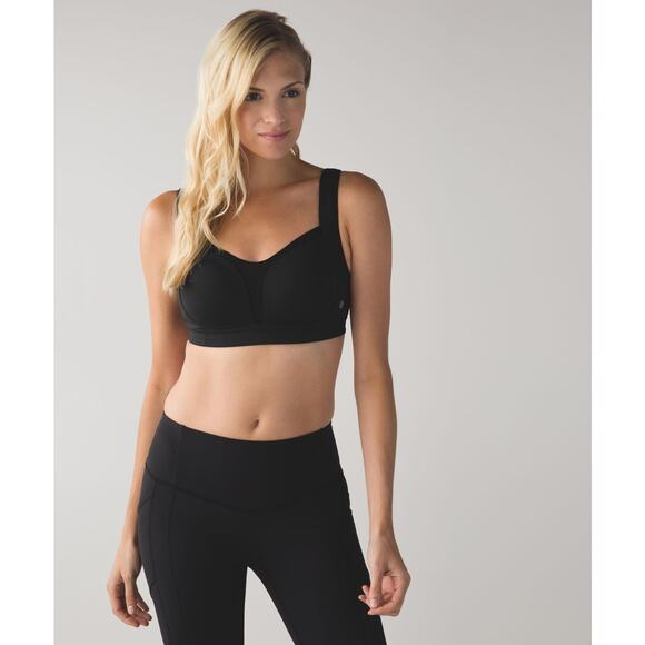 Lululemon Women's Black Ta‎ Ta Tamer II Activewear Sports Bra Size 34D - Picture 7 of 7